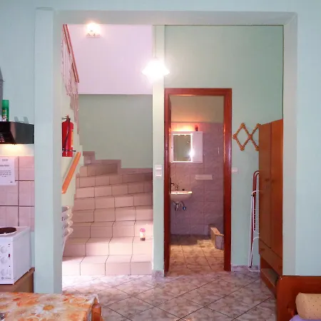 Jenny's House Is Guests' Favorite Part Of Διαμέρισμα