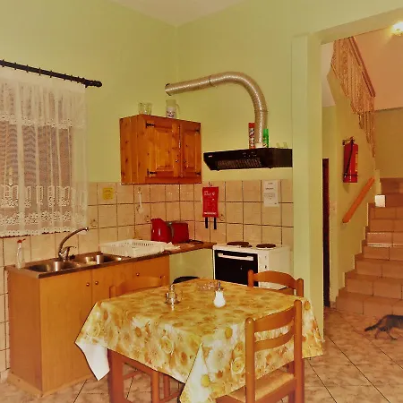 Διαμέρισμα Jenny's House Is Guests' Favorite Part Of Στούπα